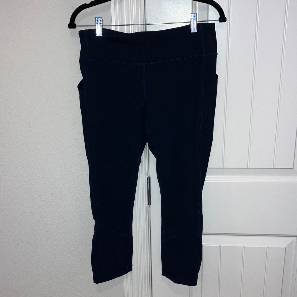 Lululemon Navy Blue Cropped Leggings